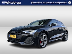 Audi A3 Sportback - 45 TFSI e S edition Competition / 18 Inch / Panoramadak / Ambiance Verlichting / 272 PK /