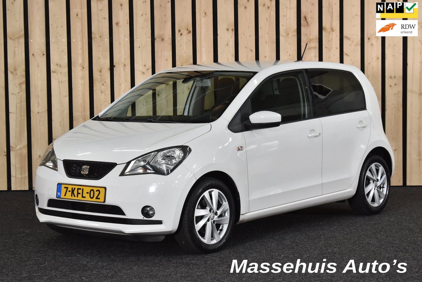 SEAT Mii - 1.0 Style Sport Airco 102 dkm 5-Drs LM velgen Zuinig + Nwe APK - AutoWereld.nl