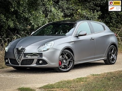 Alfa Romeo Giulietta - 1.750 Turbo Veloce | Mat Grijs | Bose Sound | Panoramadak | Sportstoelen | Navigatie |