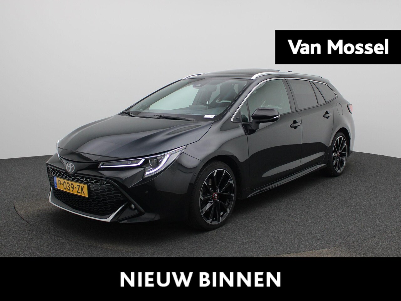 Toyota Corolla Touring Sports - 2.0 Hybrid Business GR-Sport | Panoramadak | Half-Leder | Navigatie | Camera - AutoWereld.nl