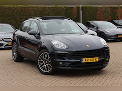 Porsche Macan - 2.0 / Trekhaak / Panoramadak / Camera / Adaptieve Stoelen / 21'' / Luchtvering / Stoelverw