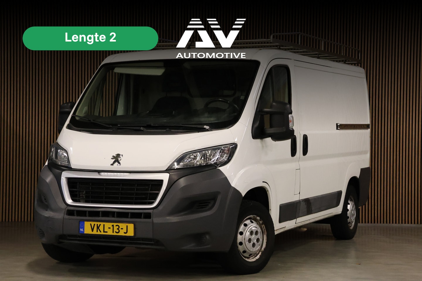 Peugeot Boxer - 330 2.2 HDI L2H1 | L+R Schuifdeur | Airco | Bluetooth | Trekhaak | 6 versnellingen | Betim - AutoWereld.nl