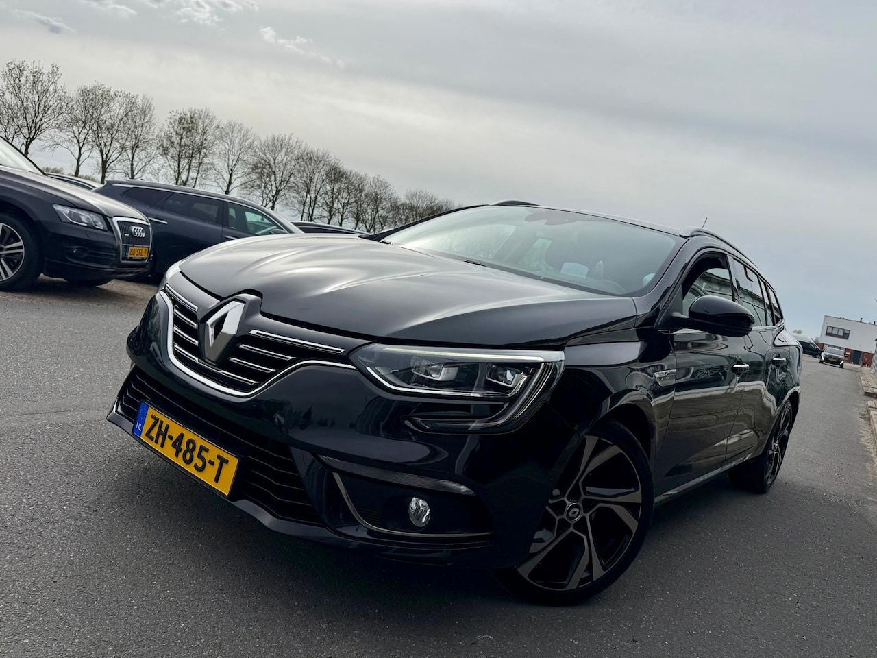 Renault Mégane Estate - 1.5 Blue dCi BOSE 183000KM! 2019 - AutoWereld.nl