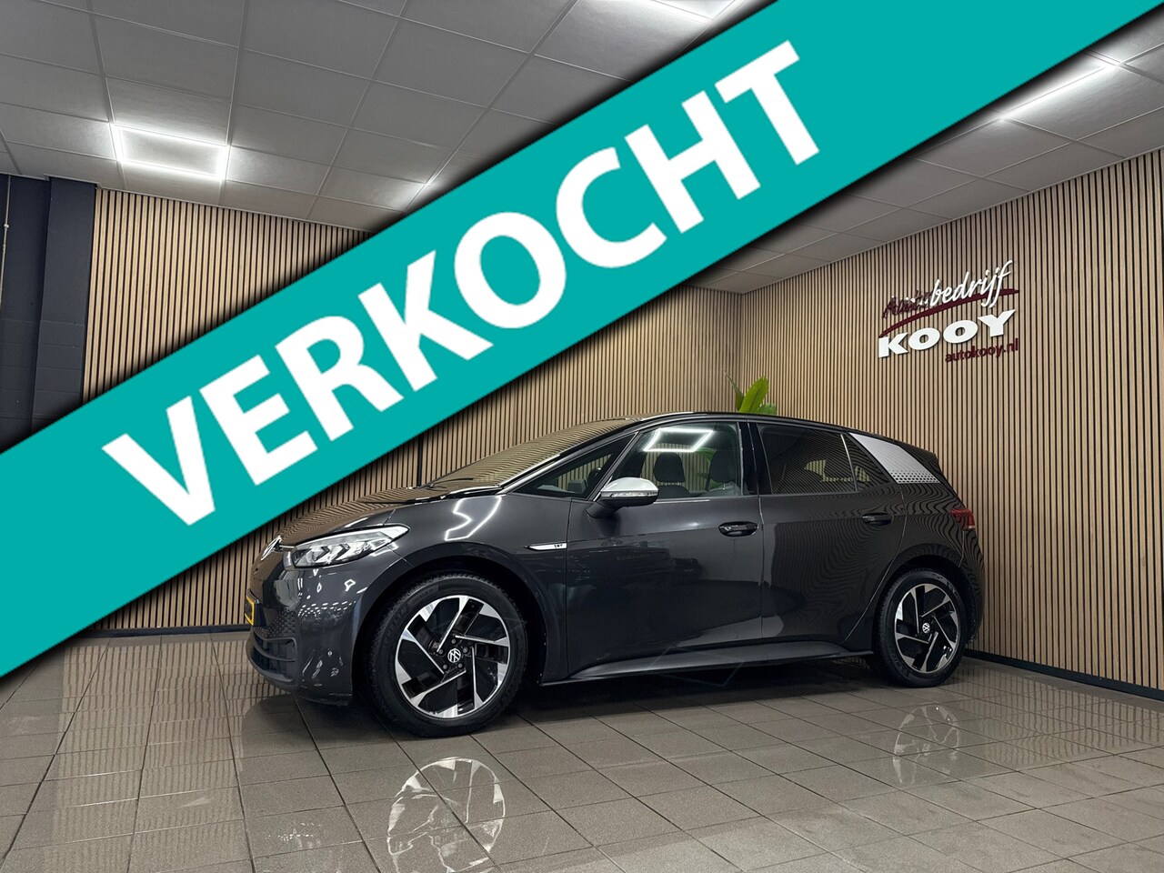 Volkswagen ID.3 - First 58 kWh * 1e Eig / Dealer onderhouden / Navigatie / SOH 90 % / NL Auto * - AutoWereld.nl
