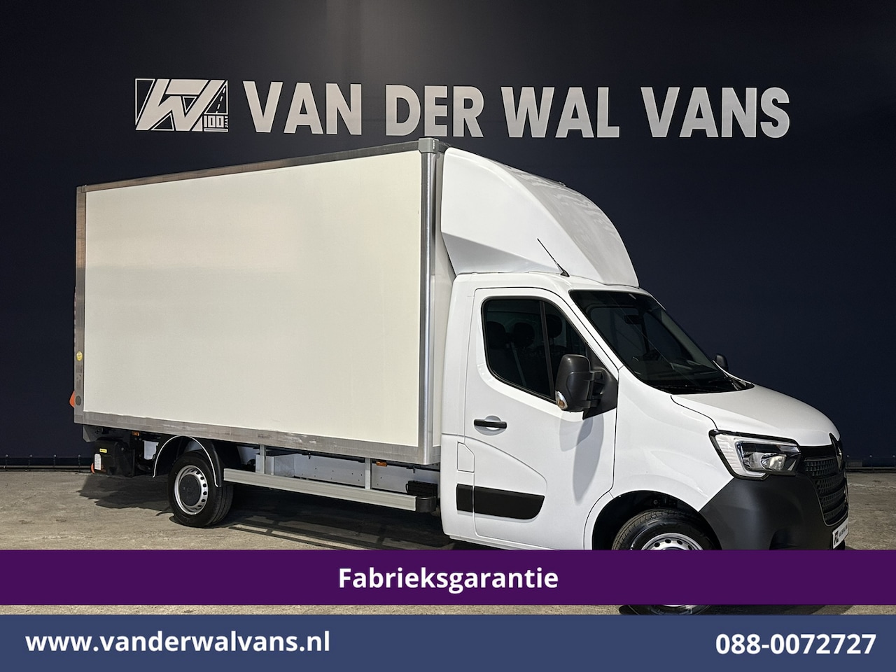Renault Master - 2.3 dCi 146pk Bakwagen 222cm Hoog Laadklep Fabrieksgarantie Euro6 Airco | Camera | Navigat - AutoWereld.nl