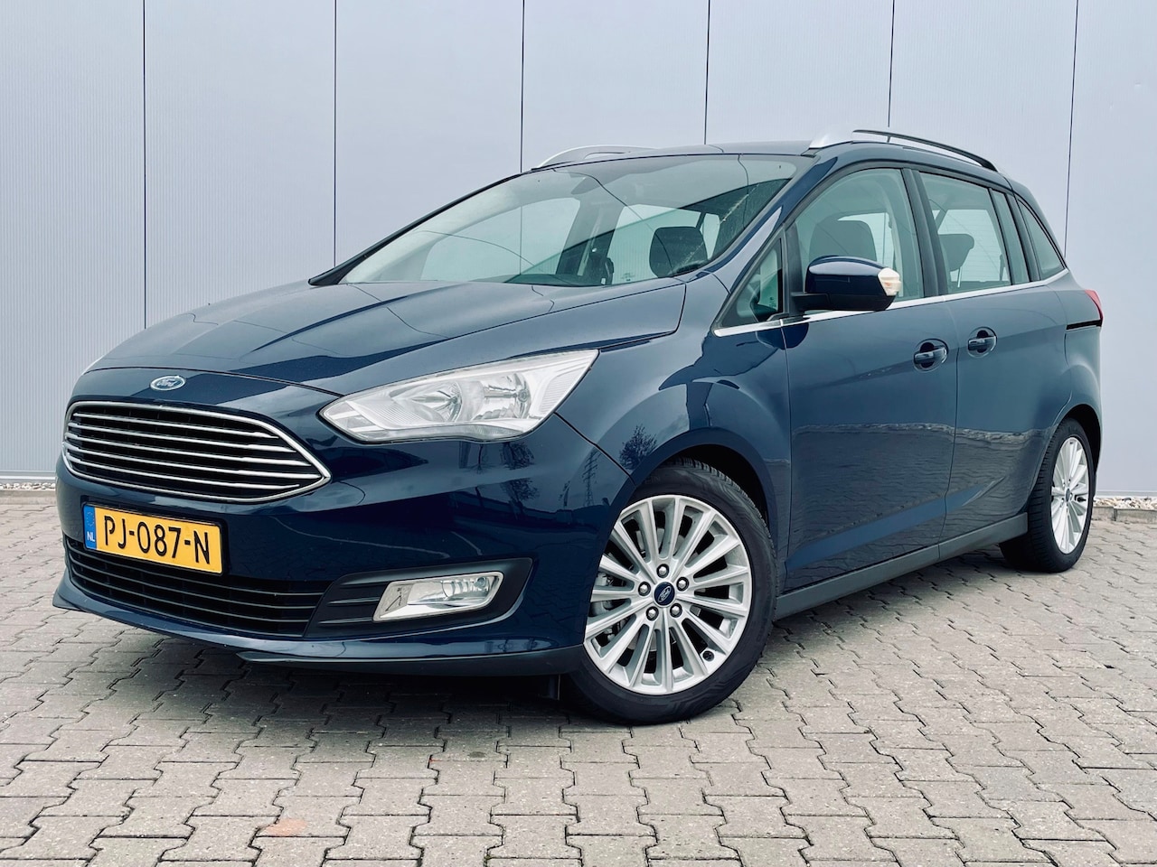 Ford Grand C-Max - 1.0 Titanium 1.0 Titanium - AutoWereld.nl