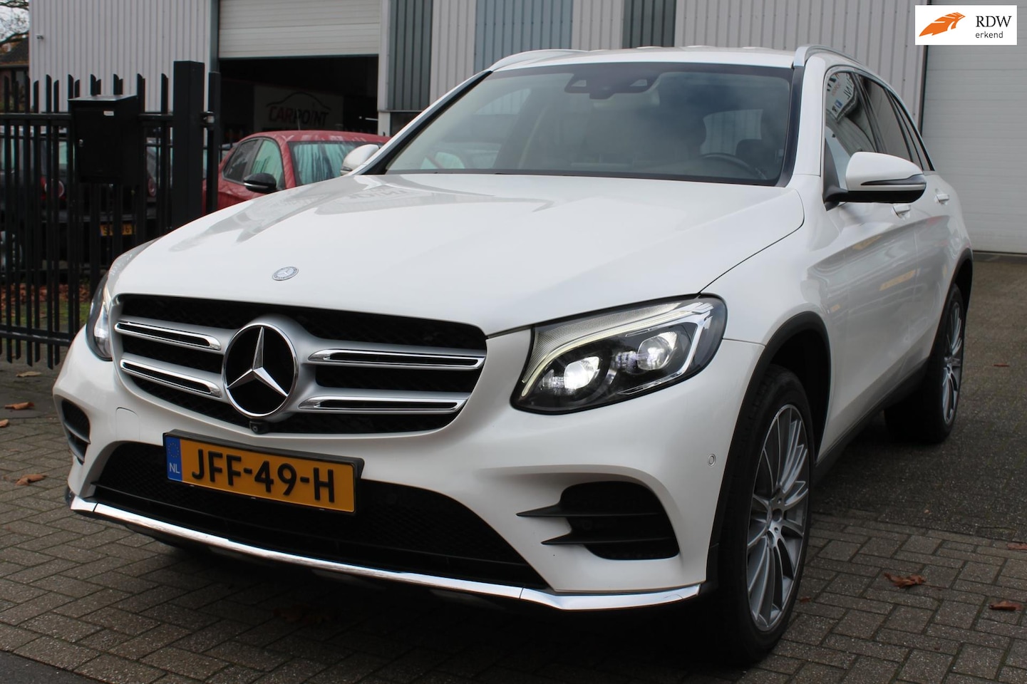 Mercedes-Benz GLC-klasse - 250 4MATIC AMG Edition 360 Leer LED Trekhaak! - AutoWereld.nl