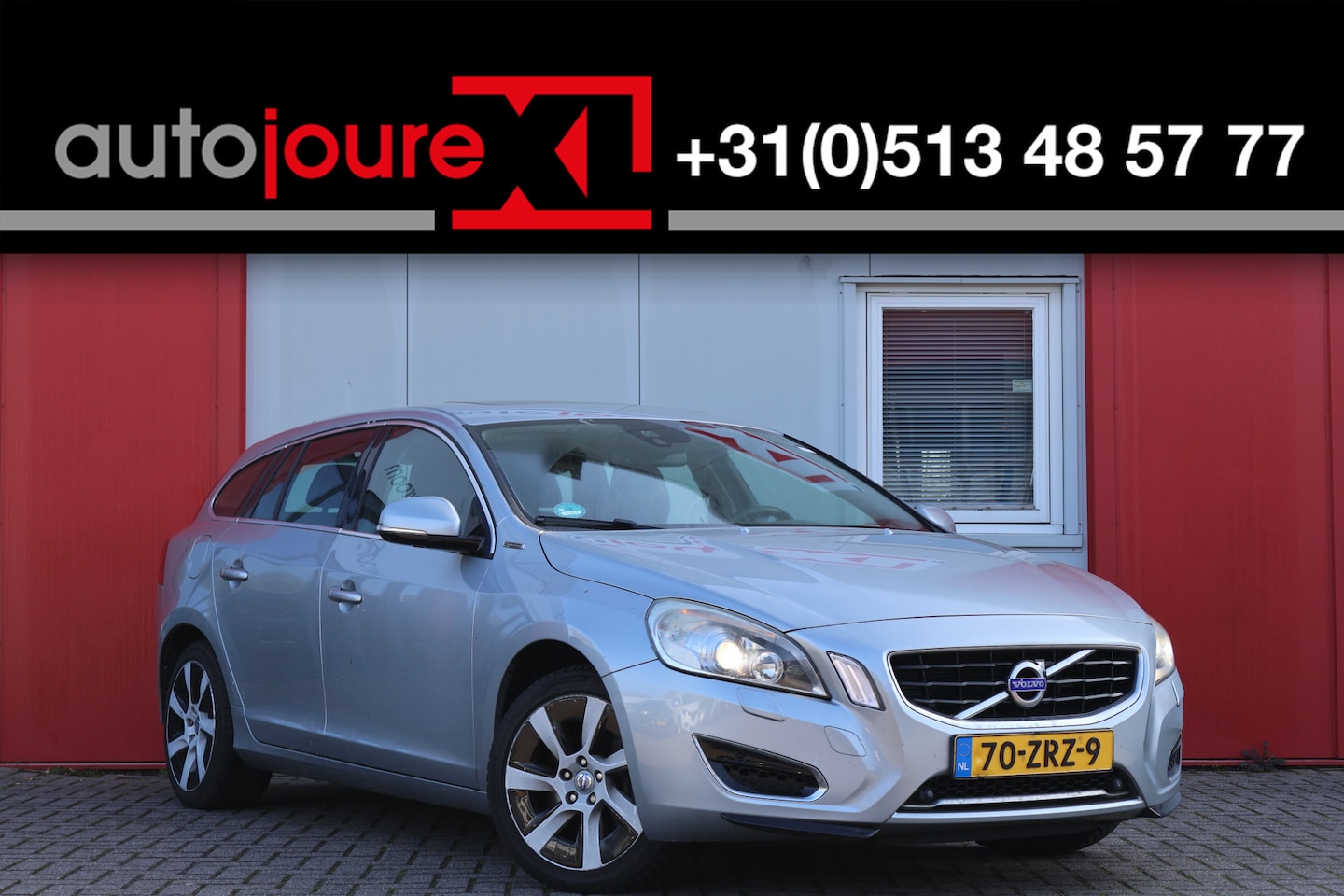Volvo V60 - 2.4 D6 AWD Plug-In Hybrid Pure Limited 2.4 D6 AWD Plug-In Hybrid Pure Limited - AutoWereld.nl