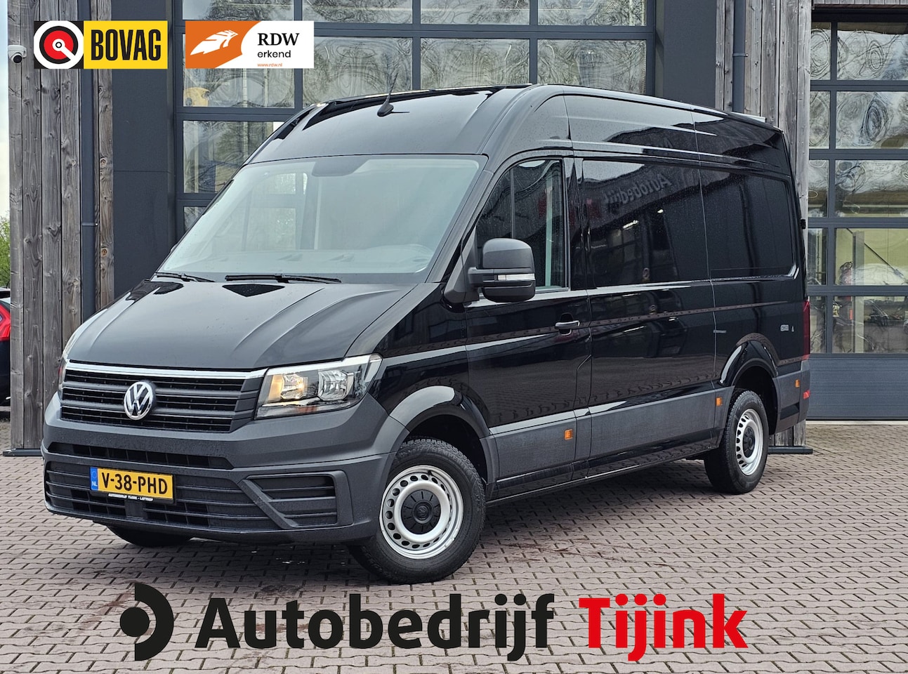 Volkswagen Crafter - 35 2.0 TDI L3H3 Comfortline | Trekhaak | Camera | App-connect | Criuse | Bijrijdersbank | - AutoWereld.nl