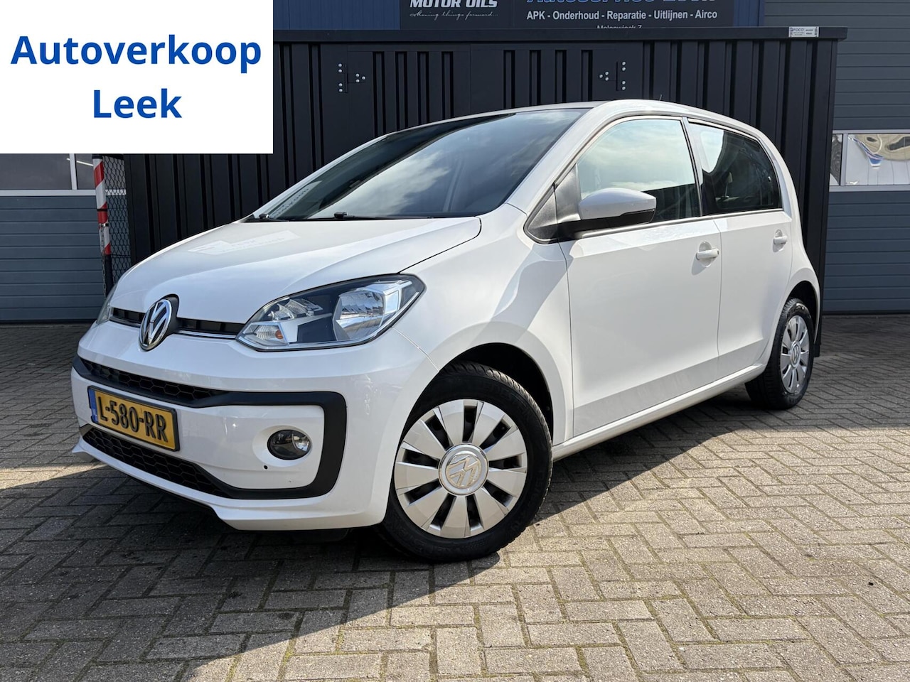Volkswagen Up! - 1.0 2017 | Stoelverwarming | Airco - AutoWereld.nl