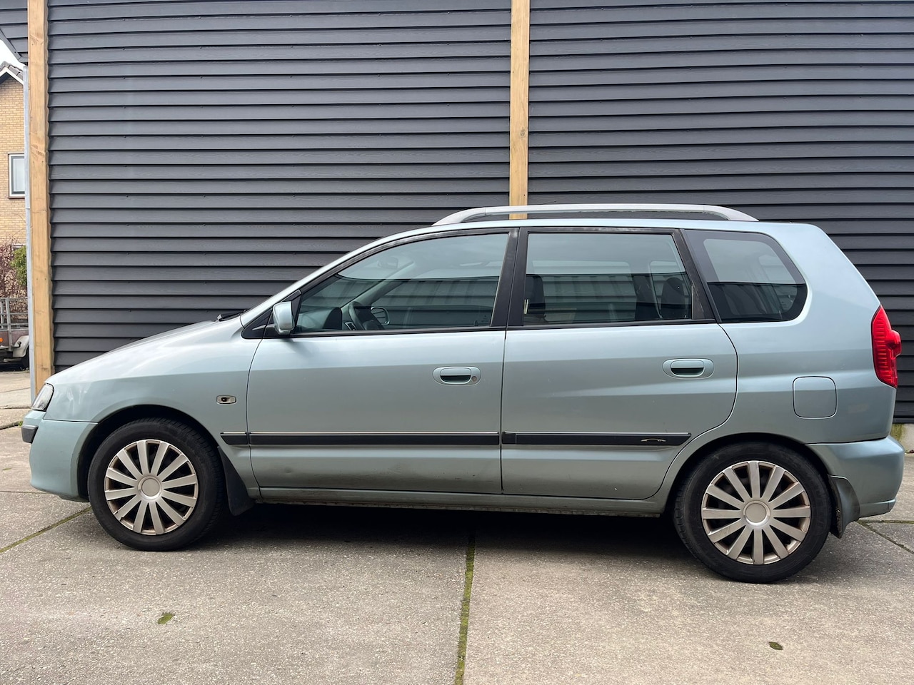 Mitsubishi Space Star - 1.6 Inform Silver