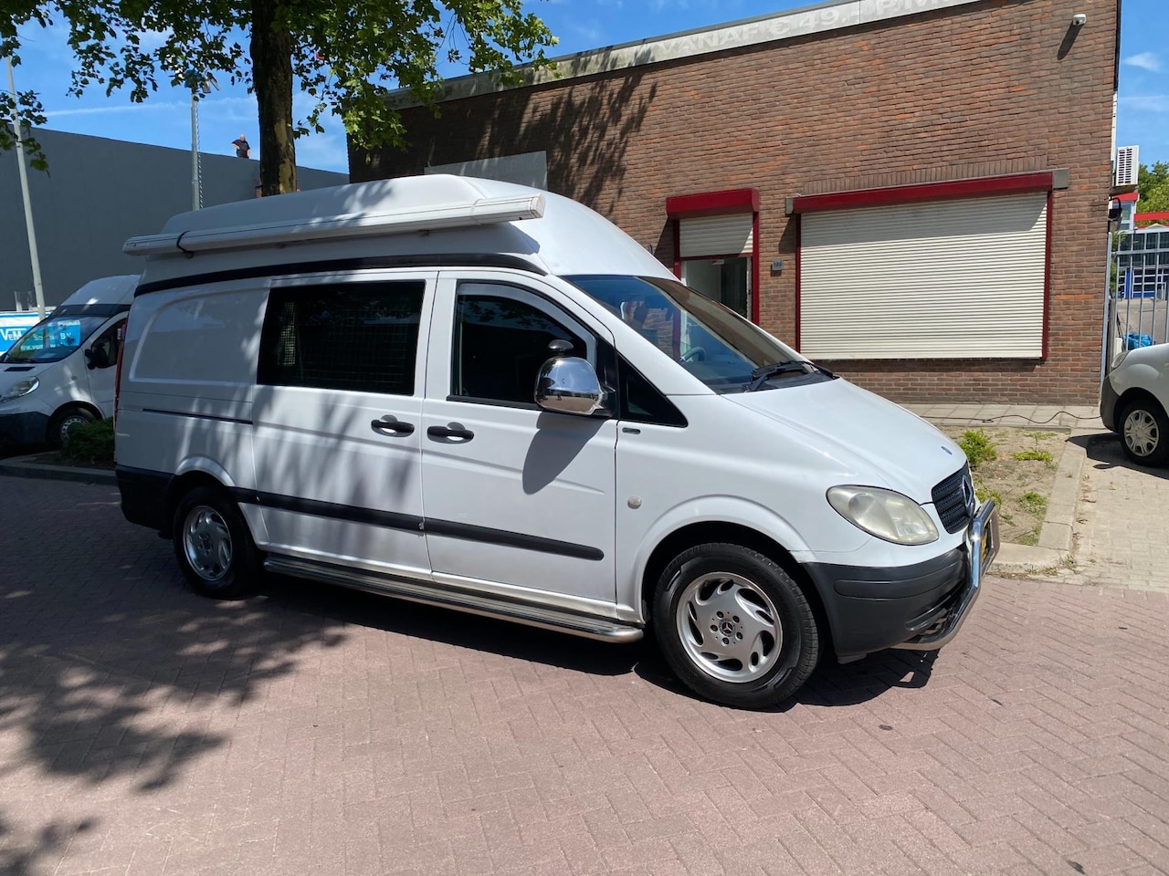 Mercedes-Benz Vito - Camper * Airco * APK 5-6-2026 * Mag Alle Milieu Zones In * Nette Bus * - AutoWereld.nl
