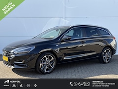 Hyundai i30 Wagon - 1.5 T-GDi MHEV Premium / Stoelverwarming en Stoelverkoeling / Apple Carplay/Android Auto /