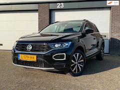 Volkswagen T-Roc - 1.5 TSI Sport Business R