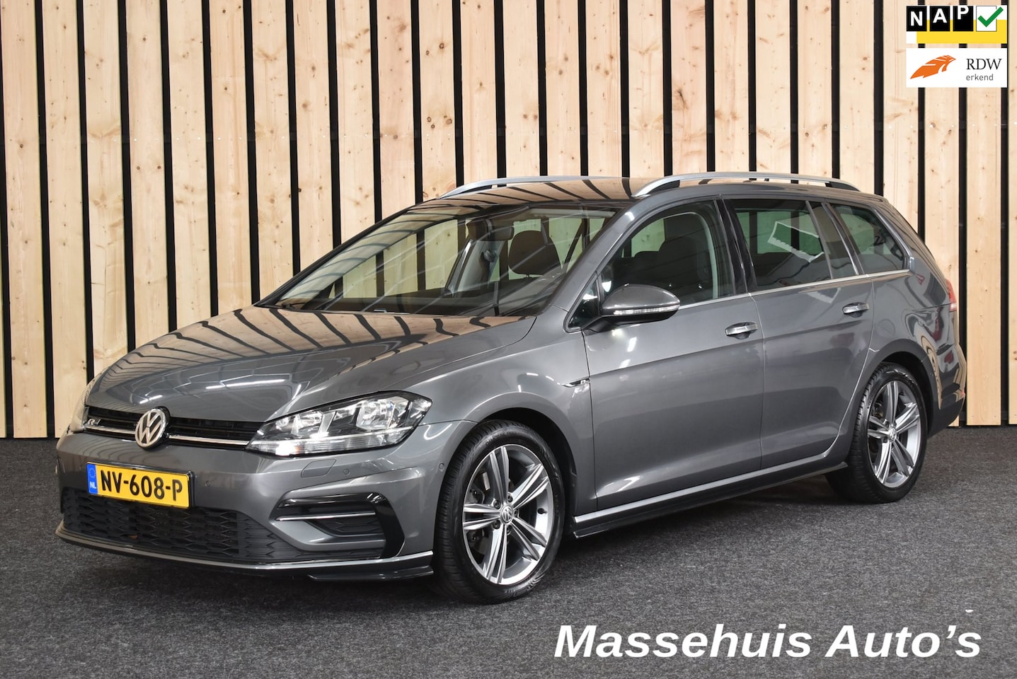Volkswagen Golf Variant - 1.0 TSI Highline R-line exterieur Carplay Camera DSG 2e eig. Virtual + Nwe APK - AutoWereld.nl
