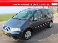 Volkswagen Sharan - 1.8 Turbo Sportline // 7-PERS //