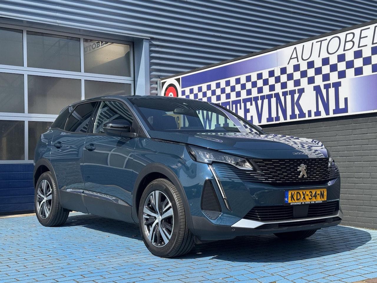 Peugeot 3008 - 1.2 PureTech Allure Pack APPLE P-CAM STOELVER CRUISE - AutoWereld.nl