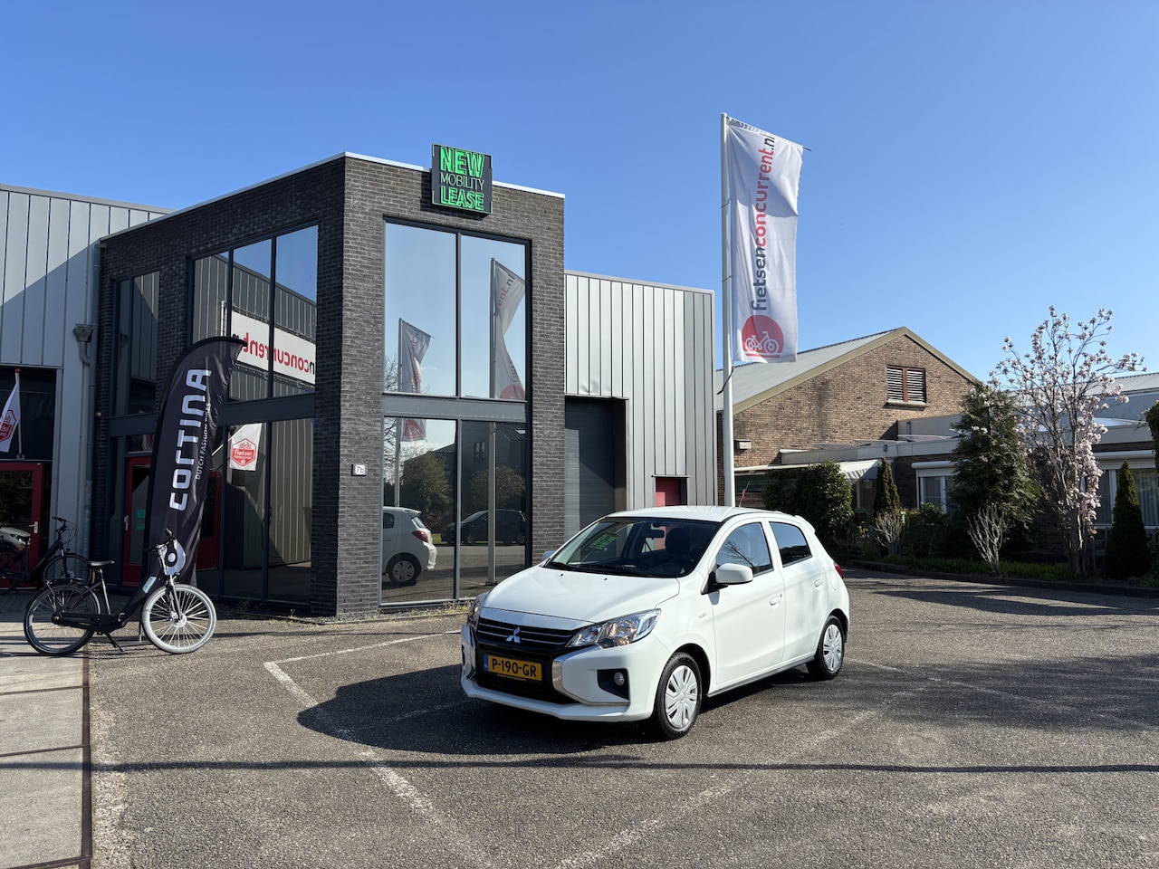 MITSUBISHI SPACE STAR