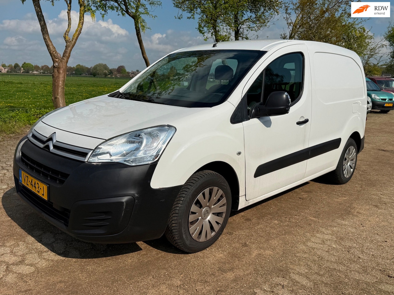 Citroën Berlingo - 1.6 HDI 90 Comfort Economy Uniek! 53.000 Km ! - AutoWereld.nl