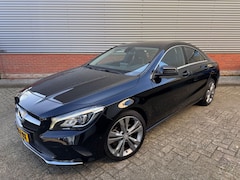 Mercedes-Benz CLA-Klasse - 180 Business Solution AMG | Automaat | Stoelverwarming | Navigatie |
