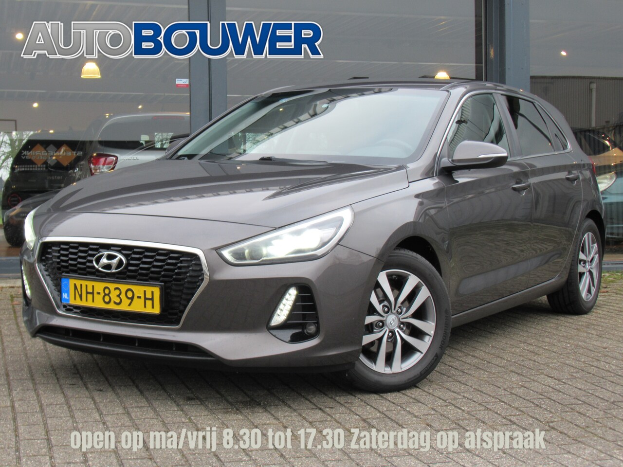 Hyundai i30 - 1.0 T-GDI First Edition 2e eigen | dealer onderh | tr.haak | LED kopl | navi | camera | cr - AutoWereld.nl