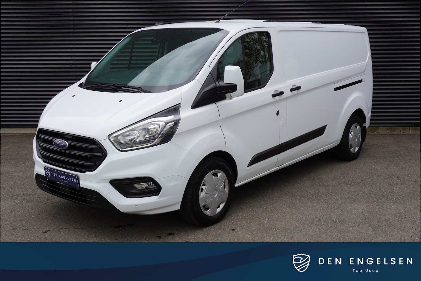 Ford Transit Custom - 300 131pk Automaat L2 2x Schuifdeur Apple Carplay Trekhaak Camera ACC Cruis control Parkee - AutoWereld.nl