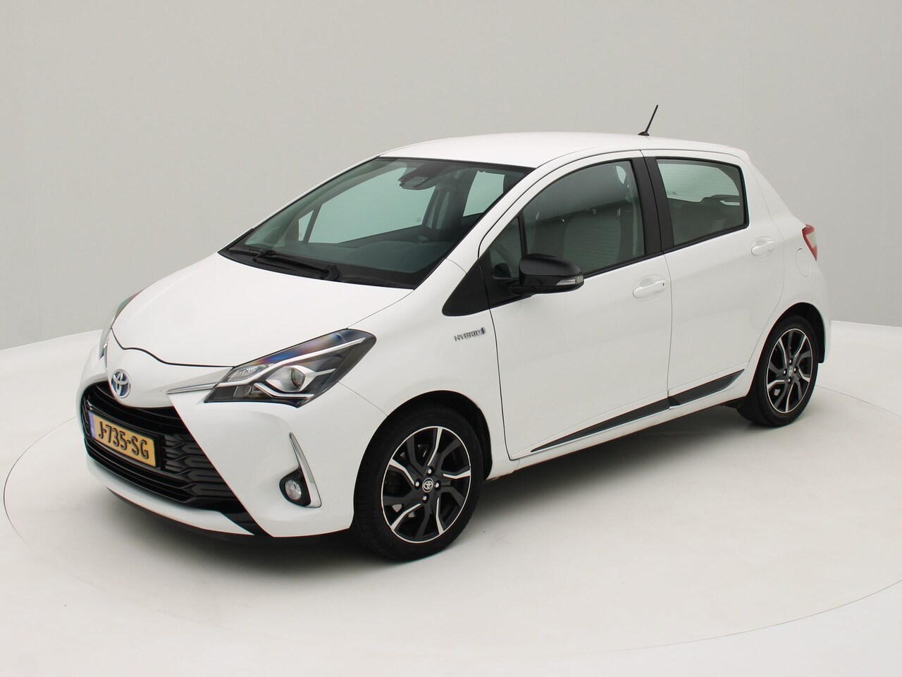 Toyota Yaris - 1.5 Hybrid Aspiration Camera /Lichtm.v. - AutoWereld.nl