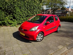 Toyota Aygo - 1.0-12V MET APK