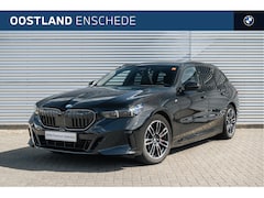 BMW 5-serie Touring - 530e M Sport Automaat / Panoramadak / Bowers & Wilkins / M Multifunctionele Stoelen / Adap