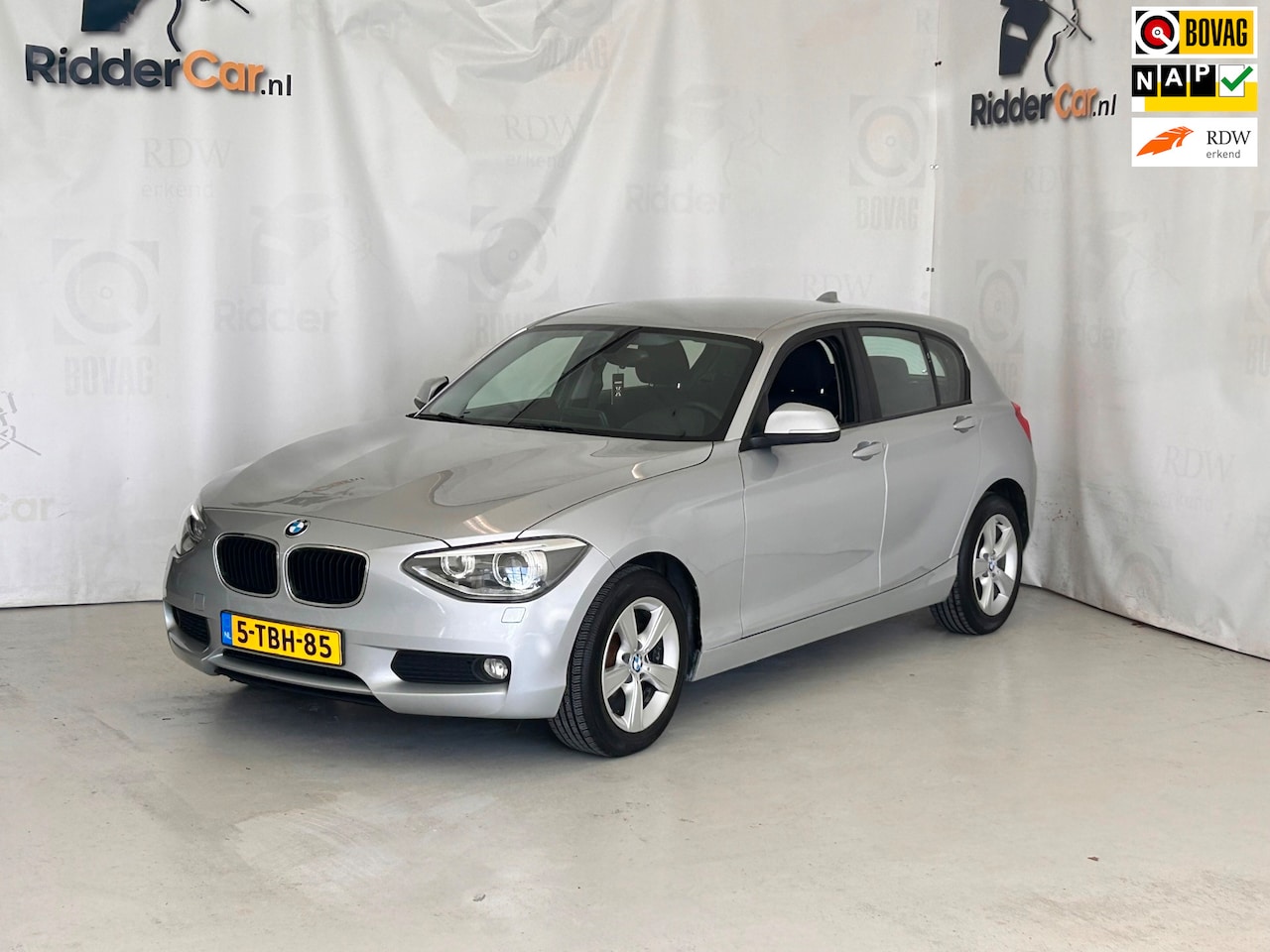 BMW 1-serie - 114d Executive|NAP|CRUISE|NAVI|PARK SENS|AIRCO|ELEK RAMEN| - AutoWereld.nl