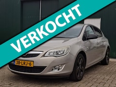 Opel Astra - 1.6 Edition/ Navi/Camera/Cruise/NAP