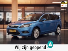 Ford Focus Wagon - 1.6 Titanium-1 jaar apk-airco-elek ramen-Distributieriem is vervangen-nette auto