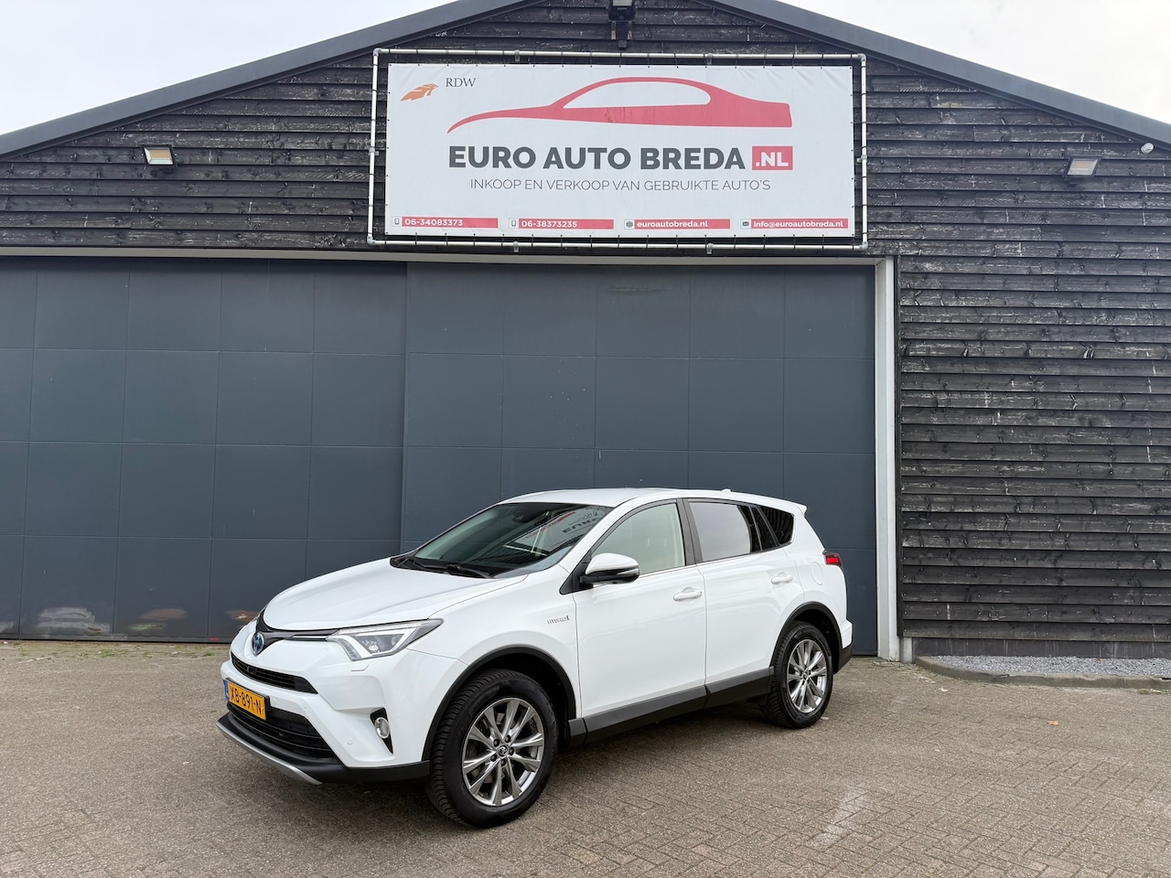 Toyota RAV4 - 2.5 Hybrid AWD Executive 2.5 Hybrid AWD Executive - AutoWereld.nl