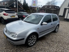 Volkswagen Golf - 1.4-16V TRENDLINE