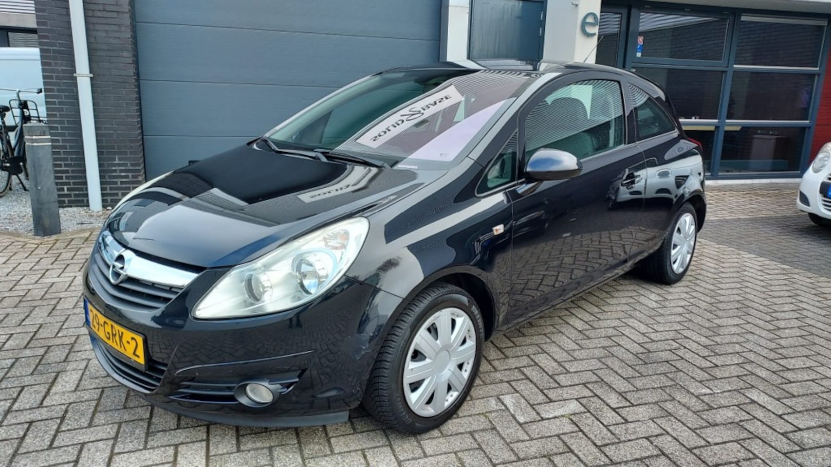 Opel Corsa - 1.2i 16V Airco / Nieuwe APK - AutoWereld.nl
