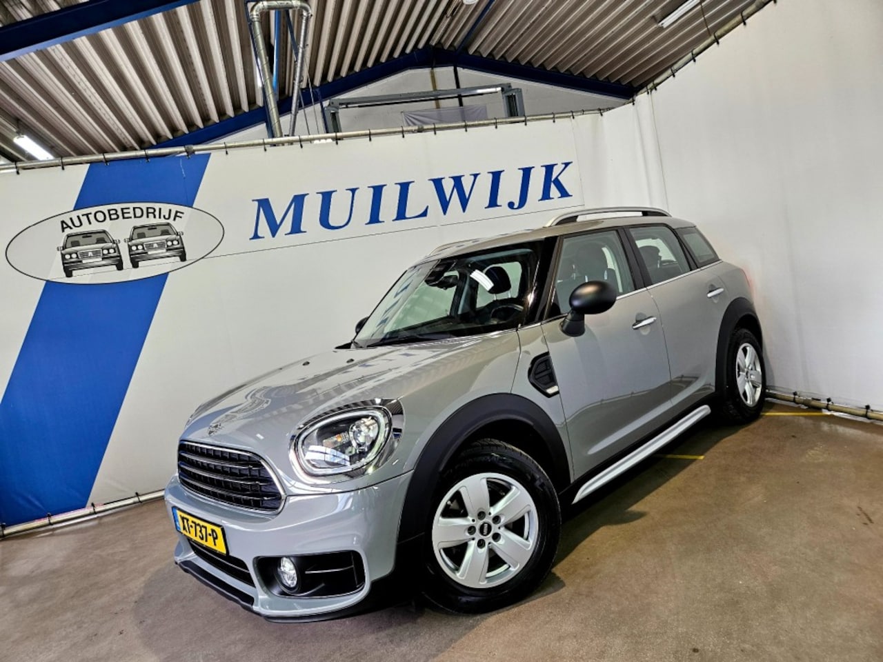 MINI Countryman - 1.5 One / Navi / LED / NL Auto - AutoWereld.nl