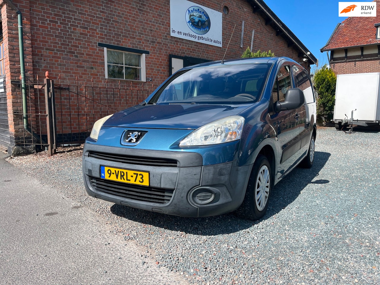 Peugeot Partner - 120 1.6 HDI L1 XR 120 1.6 HDI L1 XR ( Airco + Elektrische ramen ) - AutoWereld.nl