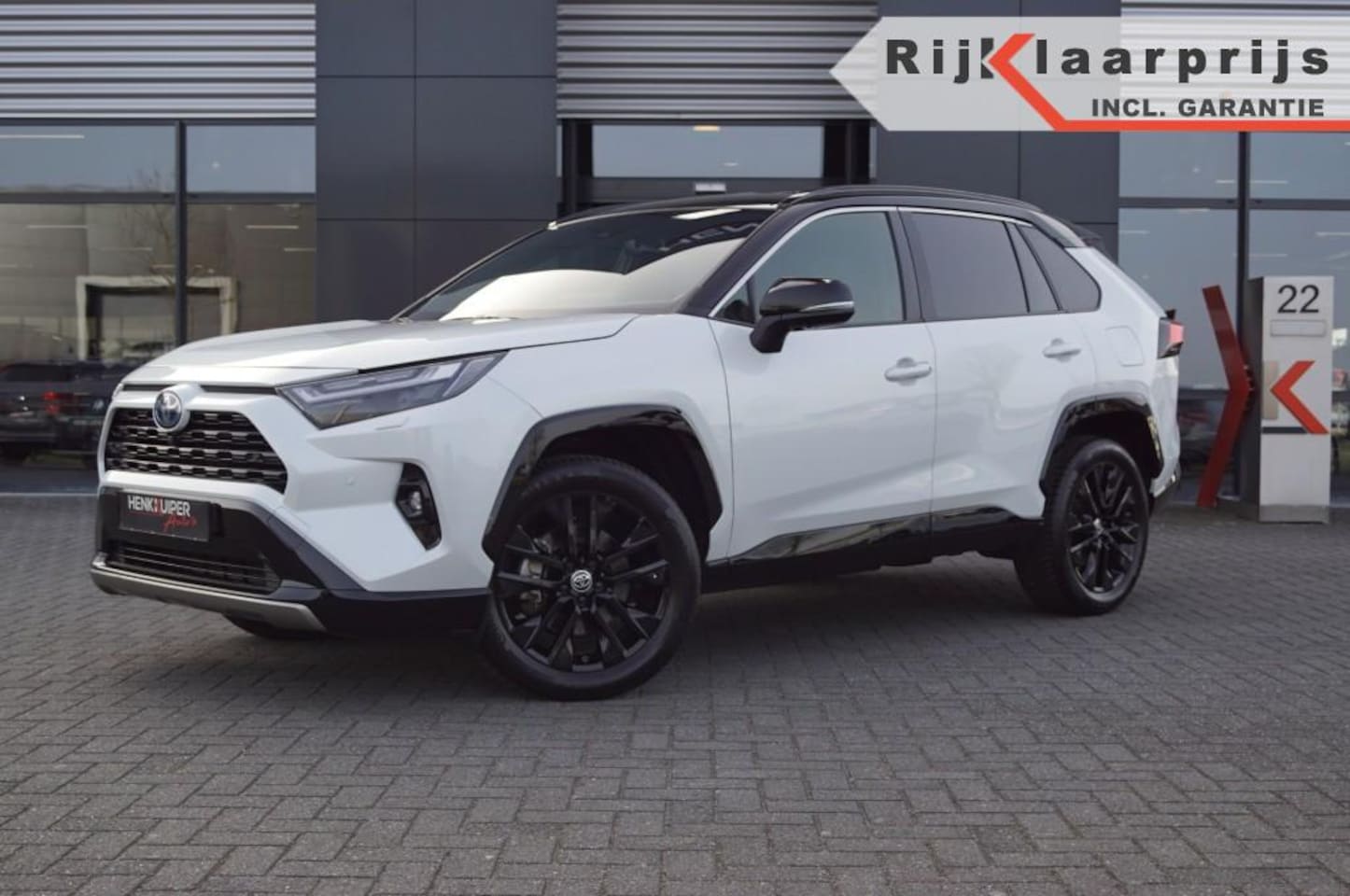 Toyota RAV4 - 2.5 Hybrid Style / El. A-Klep / JBL/19 Inch LM/App-Connect/ Half leer/Stoelverwarming/Came - AutoWereld.nl