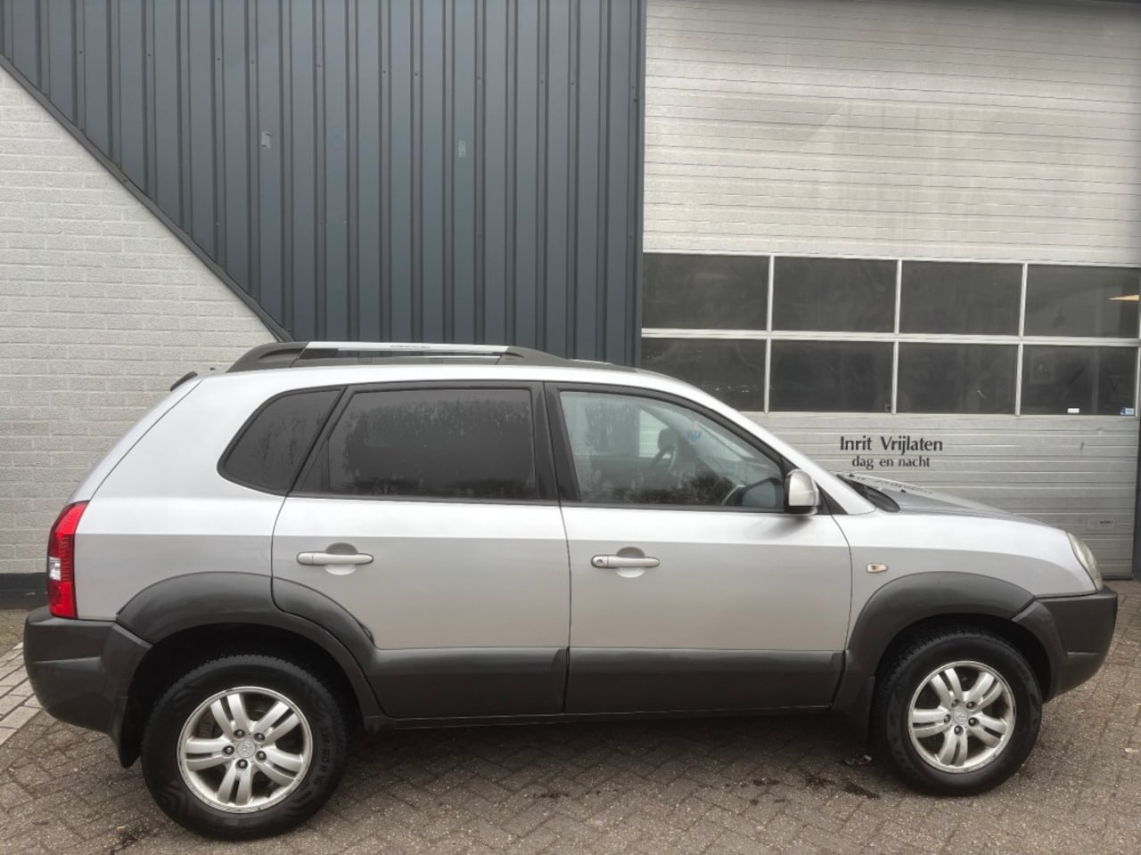 Hyundai Tucson - 2.0I STYLE DEALER ONDERHOUDEN - AutoWereld.nl