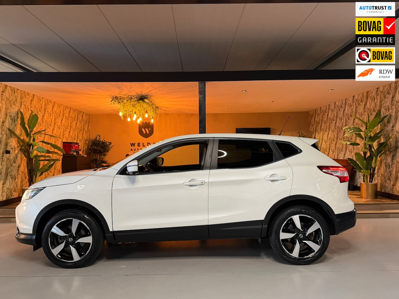 Nissan Qashqai - 1.2 Connect Edition Garantie Trekhaak 360 Camera StoelVW Cruise Navi Clima PDC Led Lane Ke - AutoWereld.nl