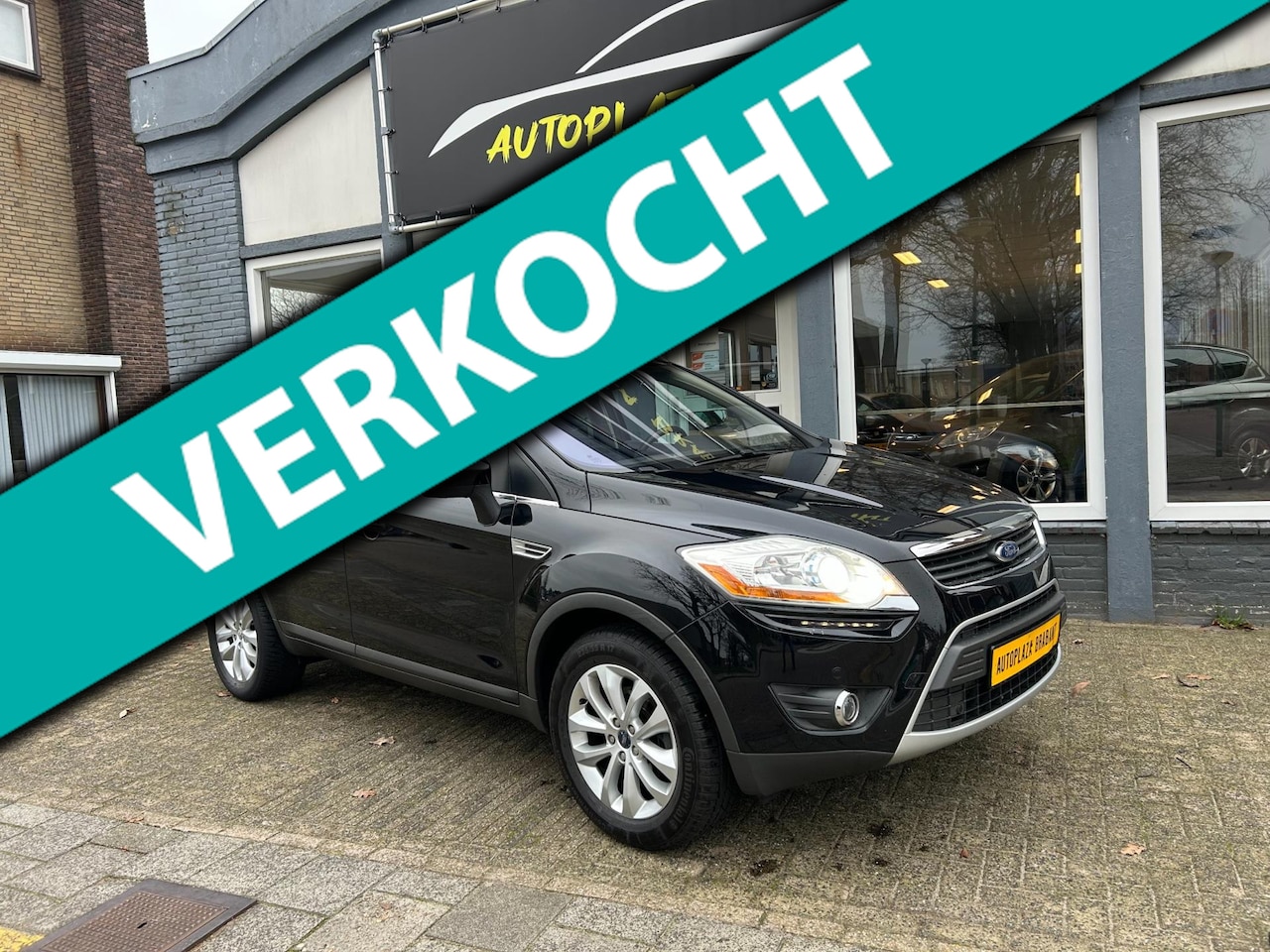Ford Kuga - 2.5 20V Titanium / AUTOMAAT / PANODAK / LEDER - AutoWereld.nl