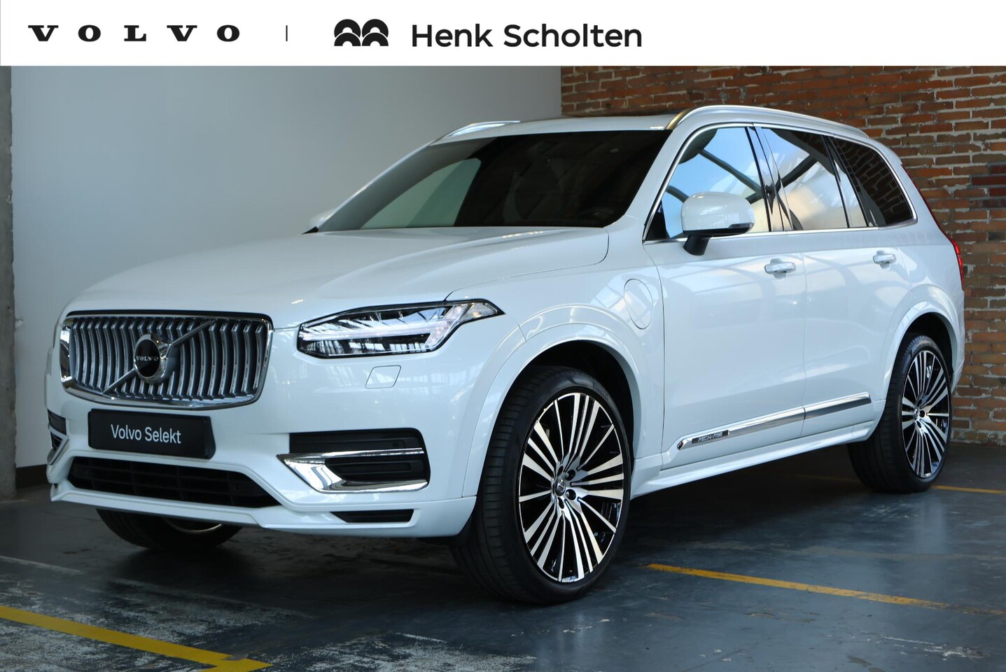 Volvo XC90 - T8 Recharge AWD Inscription | Luchtvering | Panoramadak | Head-Up Display | Gelamineerde z - AutoWereld.nl