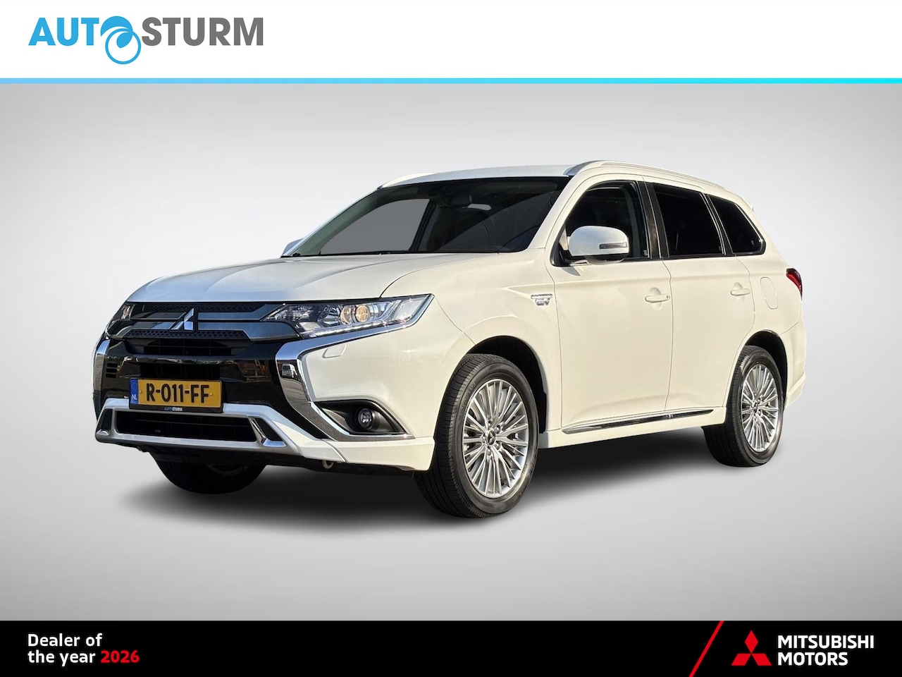 Mitsubishi Outlander - 2.4 PHEV Intense+ incl. Trekhaak! - AutoWereld.nl