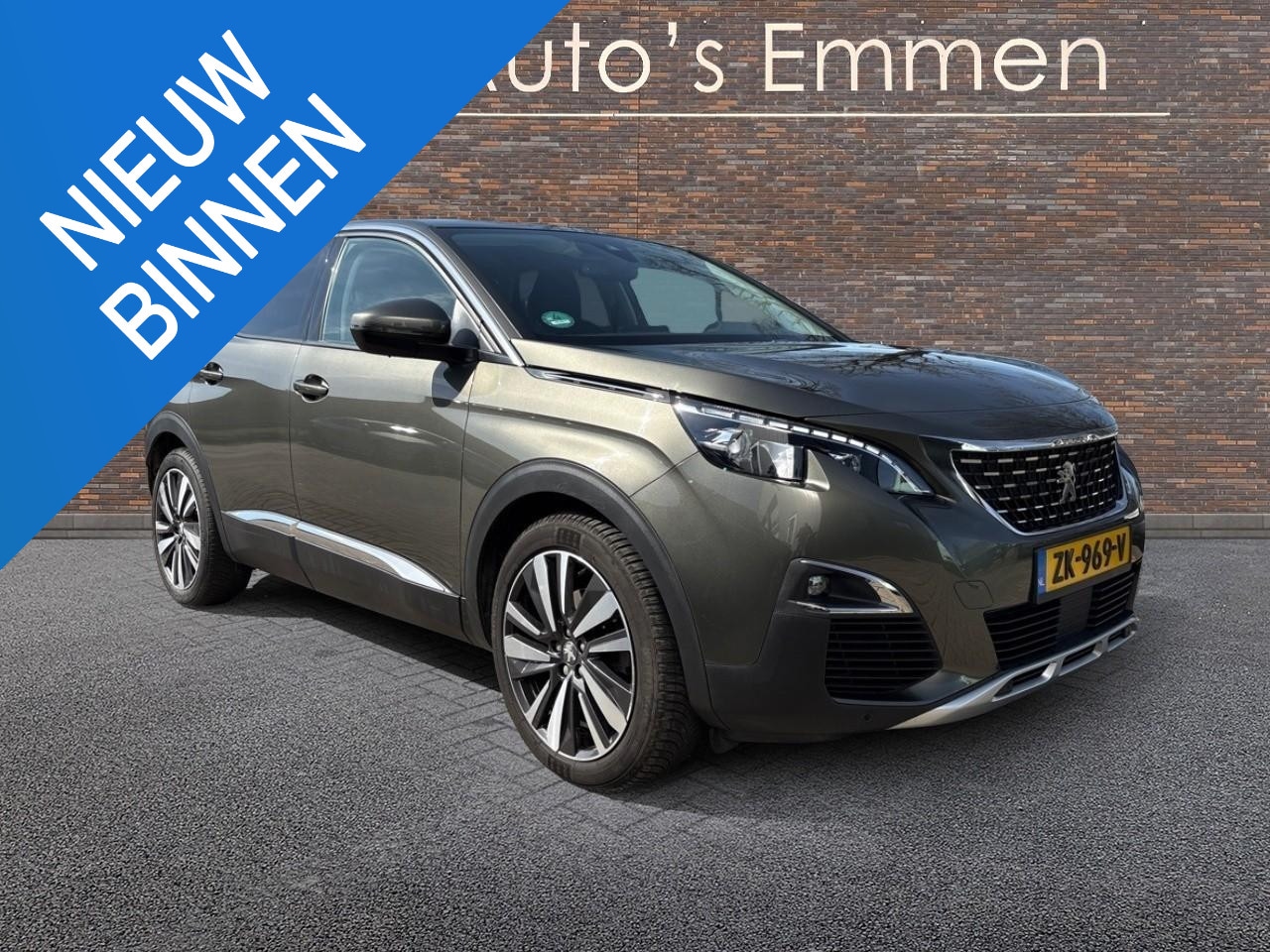 Peugeot 3008 - 1.5 BlueHDi 130pk LEDER NAVIGATIE LMV TREKHAAK - AutoWereld.nl