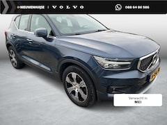 Volvo XC40 - 2.0 T4 Inscription | Panoramadak | Lederen bekleding | Adaptive cruise control | Stoelverw
