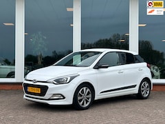 Hyundai i20 - 1.2 HP i-Motion - Navi - Camera - PDC - LM
