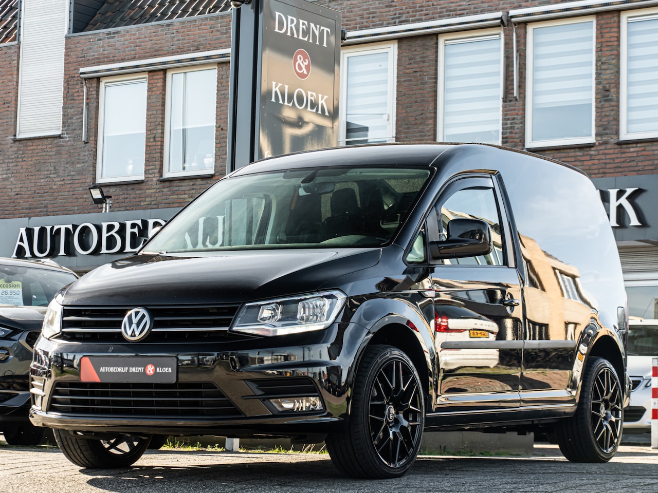 Volkswagen Caddy - 2.0 TDI L1H1 BMT Highline ORG NL CRUISE VOORRUITVERWARMING CARPLAY - AutoWereld.nl