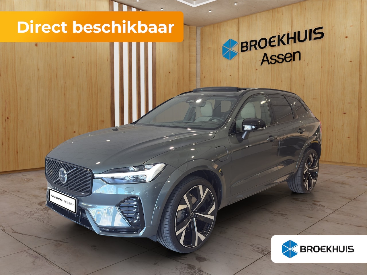 Volvo XC60 - 2.0 T6 Plug-in hybrid AWD Ultra Black Edition | Luchtvering | 360 Camera | Keyless entry | - AutoWereld.nl