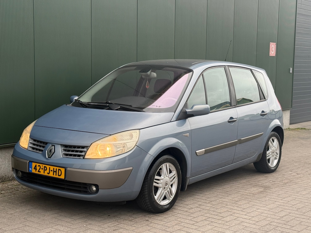 Renault Scénic - 1.6-16V Dynamique Luxe 1.6-16V Dynamique Luxe - AutoWereld.nl
