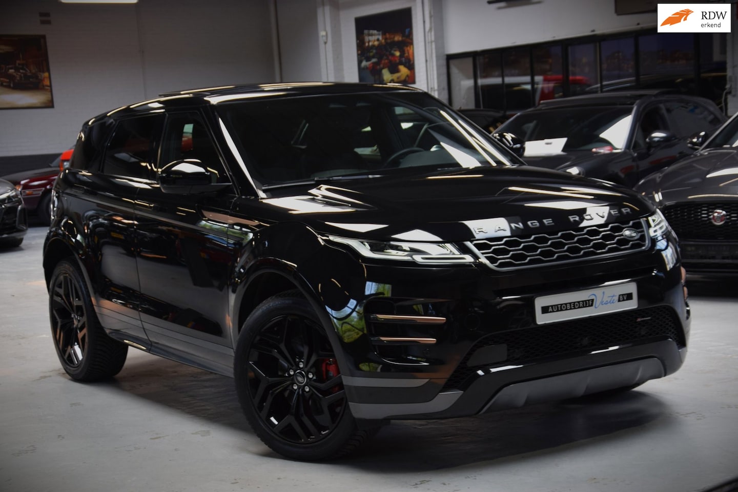 Land Rover Range Rover Evoque - 2.0 P200 AWD R-Dynamic HSE Panoramadak|Leder|ACC|Meridian|Lane-Assist - AutoWereld.nl